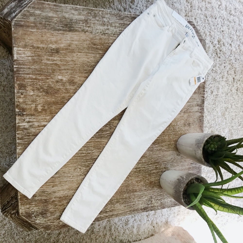 NWT SKINNY FIT NAUTICA WHITE DENIM JEANS 🍓